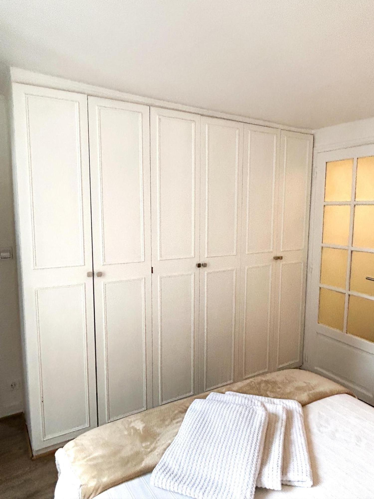 Spacious Apartment In Montparnasse Paris Bagian luar foto